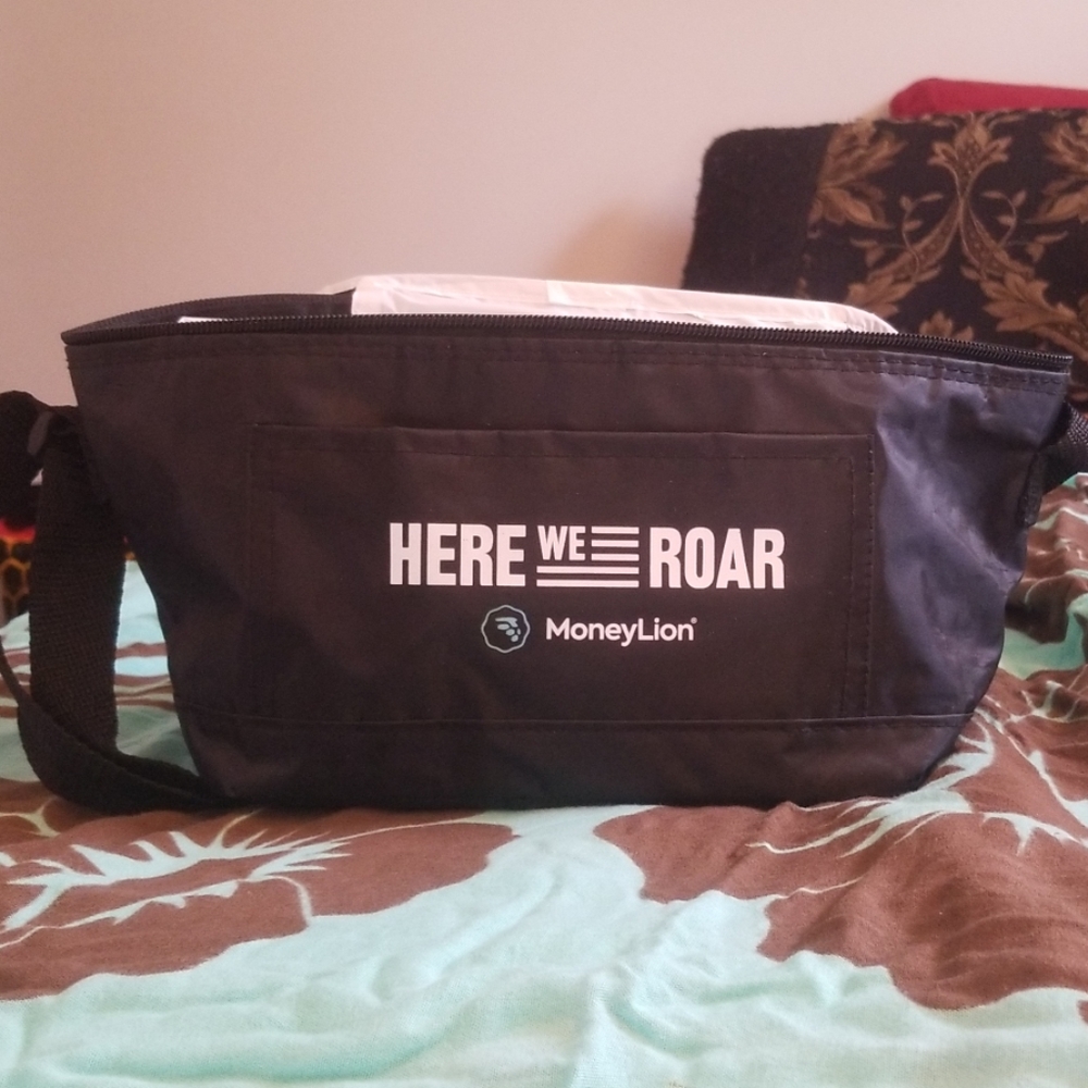 Black & White Insulated Fanny Pack